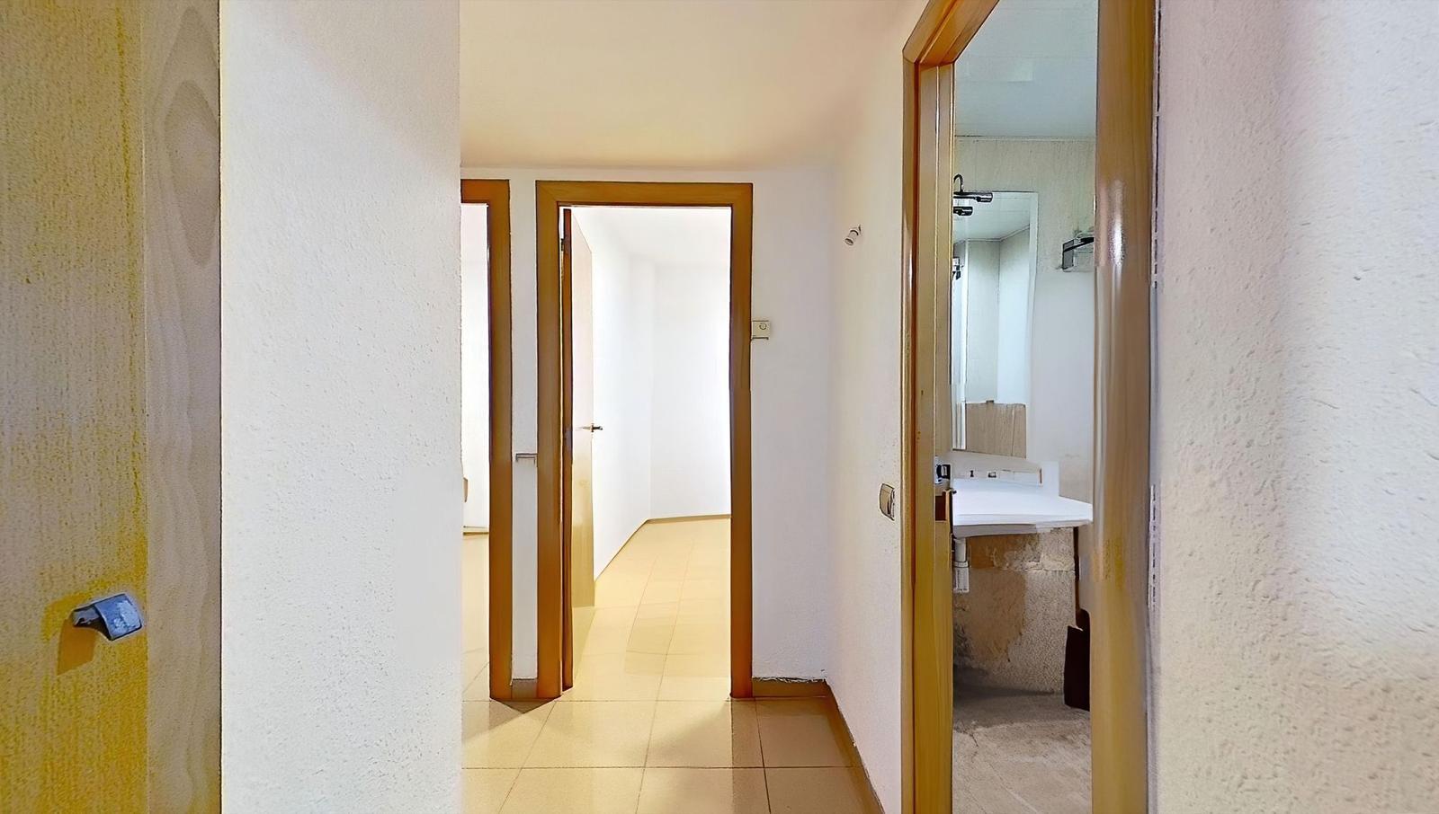 Imagen 17 Apartamento en venta en Badalona / Gran piso en lloreda badalona a 10 minutos del centro