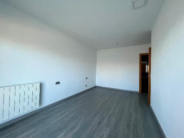 Imagen 19 Inmueble 300321 - Piso en venta en Badalona / Espectacular piso de 110m 3 hab en primera linia de mar 