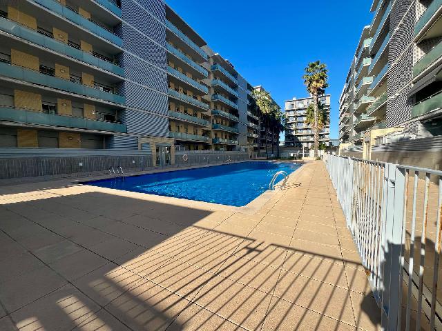Imagen 29 Inmueble 300321 - Piso en venta en Badalona / Espectacular piso de 110m 3 hab en primera linia de mar 