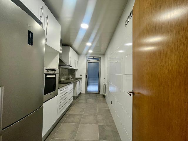 Imagen 3 Inmueble 300321 - Piso en venta en Badalona / Espectacular piso de 110m 3 hab en primera linia de mar 