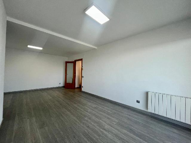 Imagen 9 Inmueble 300321 - Piso en venta en Badalona / Espectacular piso de 110m 3 hab en primera linia de mar 