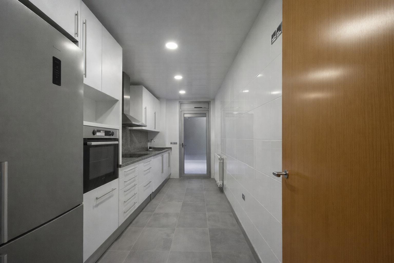 Imagen 9 Apartamento en venta en Badalona / Piso de 110m2 en el puerto de badalona ffrente al mar 