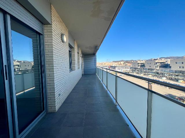 Imagen 23 Inmueble 300436 - Apartamento en venta en Badalona / Piso de 110m2 en el puerto de badalona ffrente al mar 