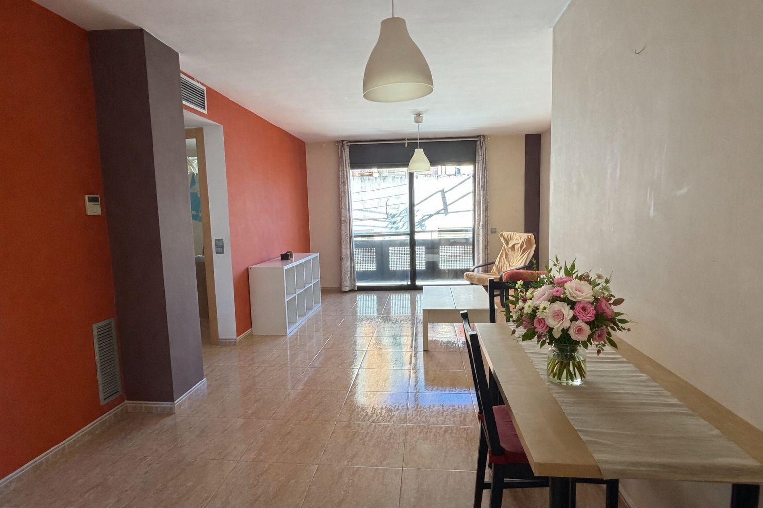 Imagen 11 Apartamento en venta en Mataró / Piso en cirera mataro de 75m2 3 habitaciones  terraza