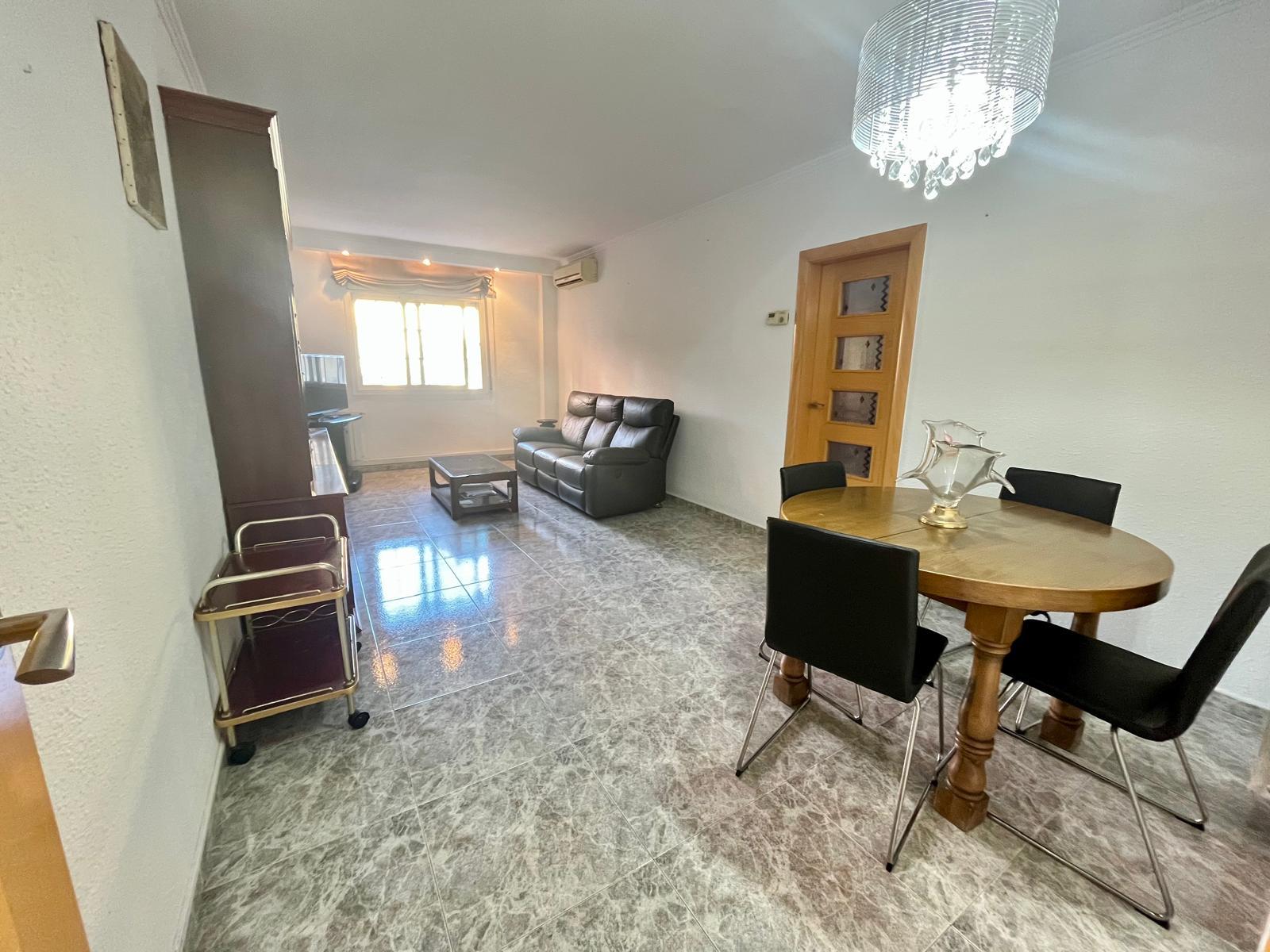 Imagen 12 Apartamento en venta en Badalona / Gran Piso de 102m2 4 habitaciones en zona Canyado