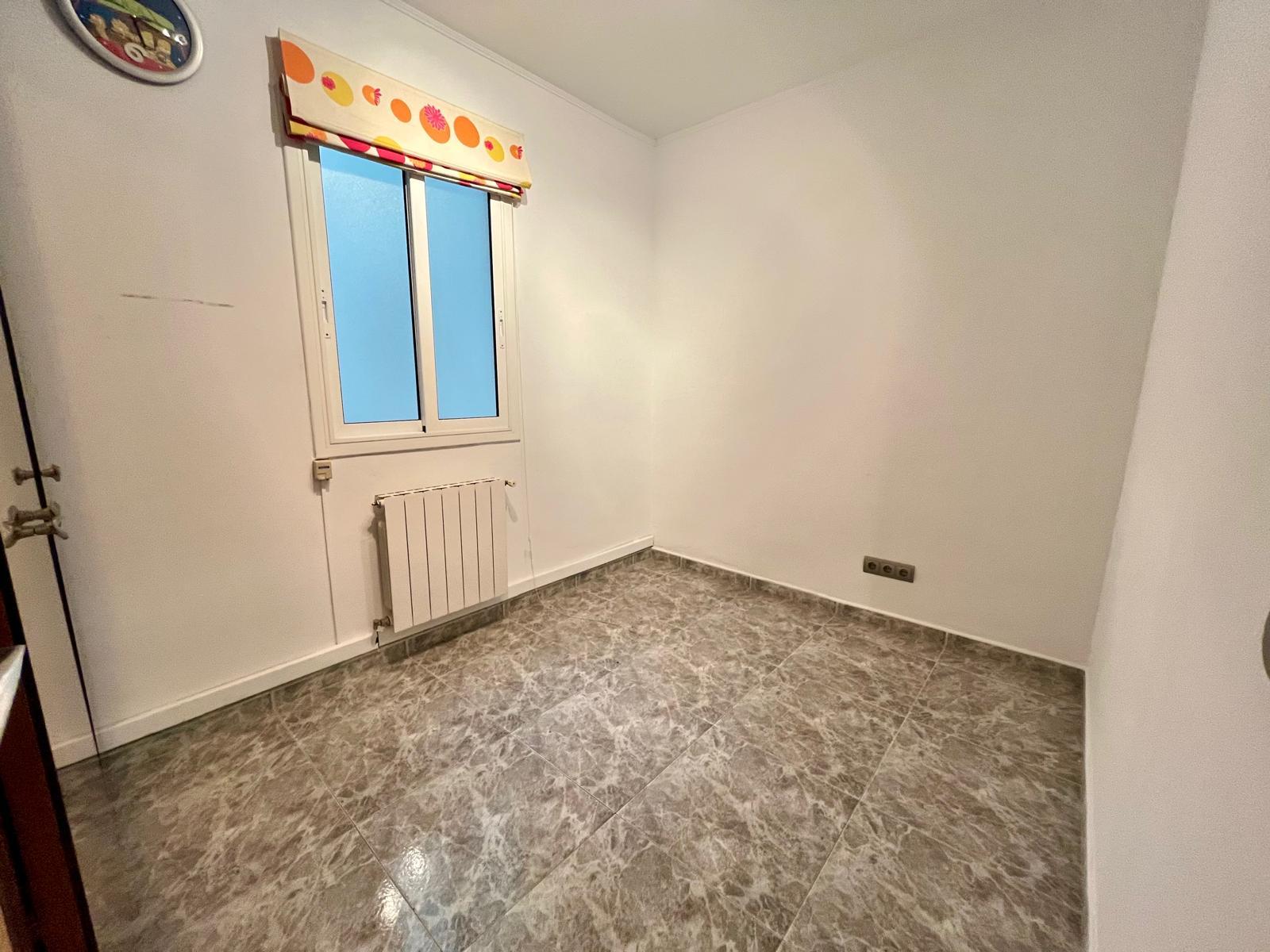 Imagen 23 Apartamento en venta en Badalona / Gran Piso de 102m2 4 habitaciones en zona Canyado