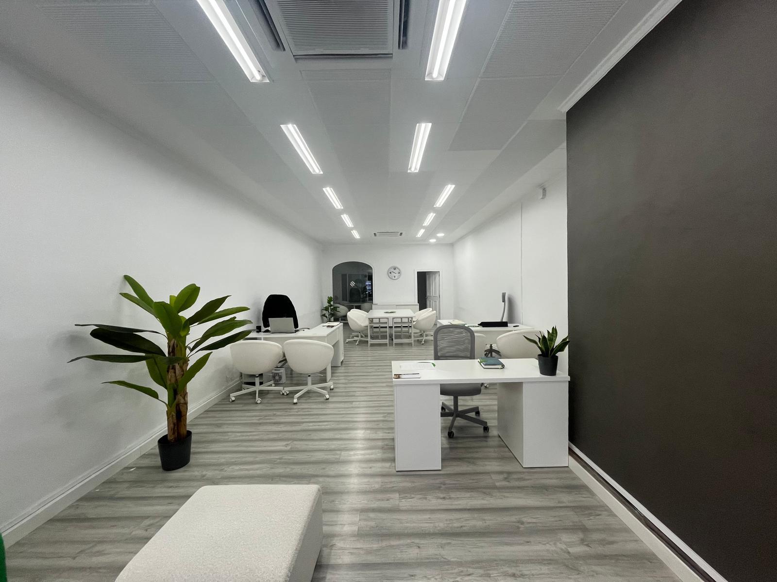 Imagen 1 Local Comercial en alquiler en Mataró / Agencia inmobiliaria en activo en el centro de mataro