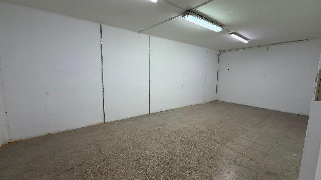 Imagen 14 Inmueble 301863 - Local Comercial en venta en Santa Coloma De Gramenet / Local en excelente zona alado del r...