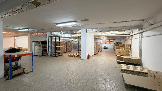 Imagen 18 Inmueble 301863 - Local Comercial en venta en Santa Coloma De Gramenet / Local en excelente zona alado del r...