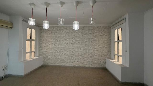 Imagen 20 Inmueble 301863 - Local Comercial en venta en Santa Coloma De Gramenet / Local en excelente zona alado del r...