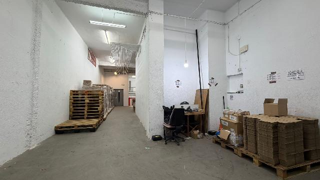 Imagen 22 Inmueble 301863 - Local Comercial en venta en Santa Coloma De Gramenet / Local en excelente zona alado del r...