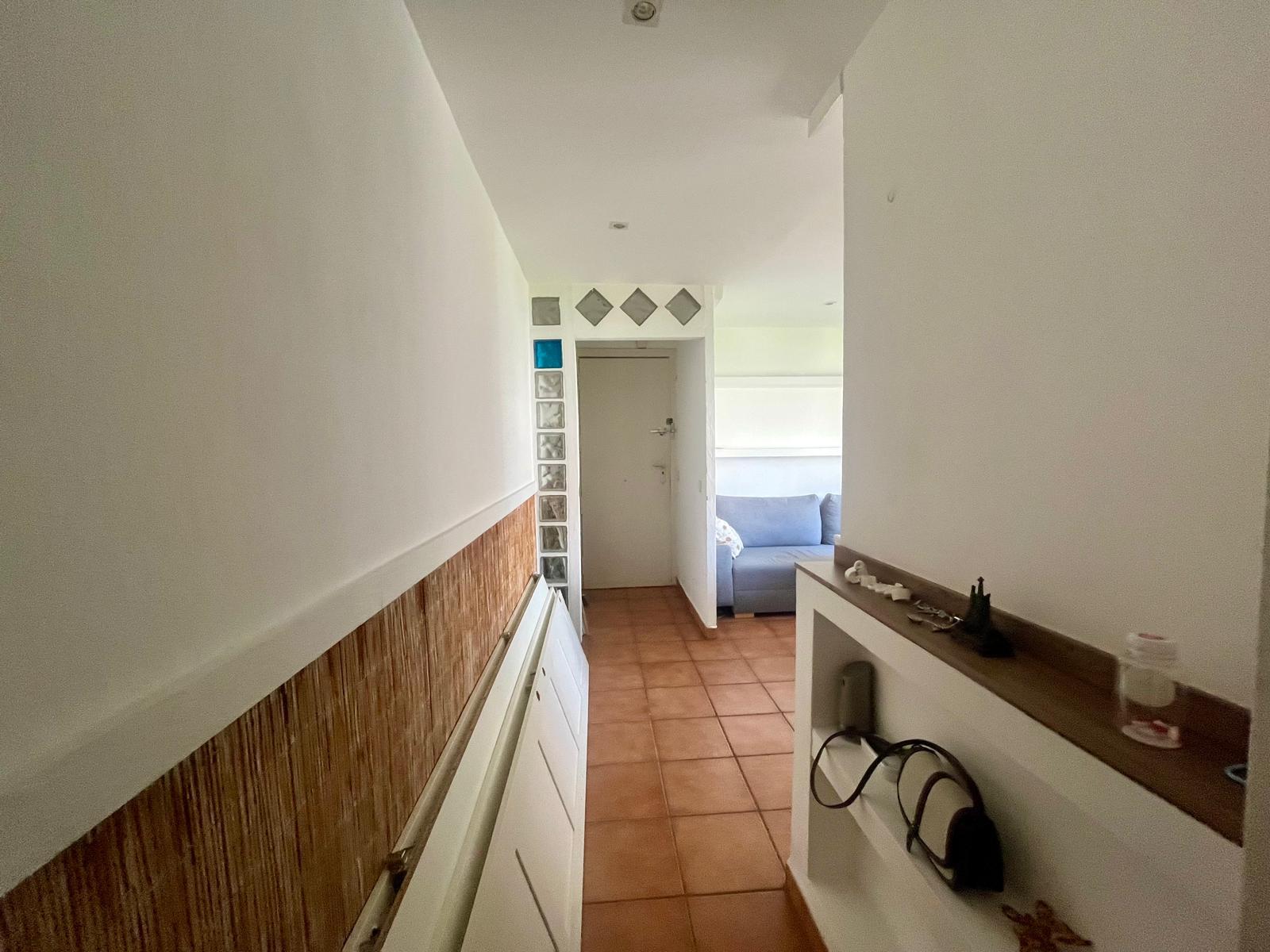Imagen 2 Apartamento en venta en Badalona / Piso en el barrio de la salud de 58m2 para inversores