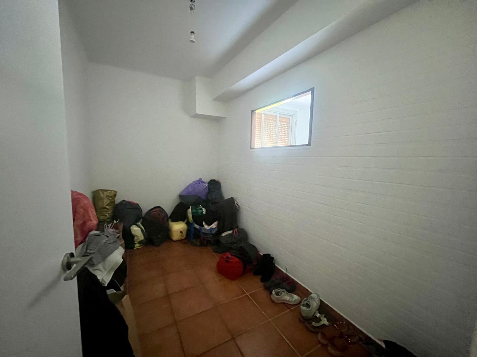 Imagen 5 Apartamento en venta en Badalona / Piso en el barrio de la salud de 58m2 para inversores