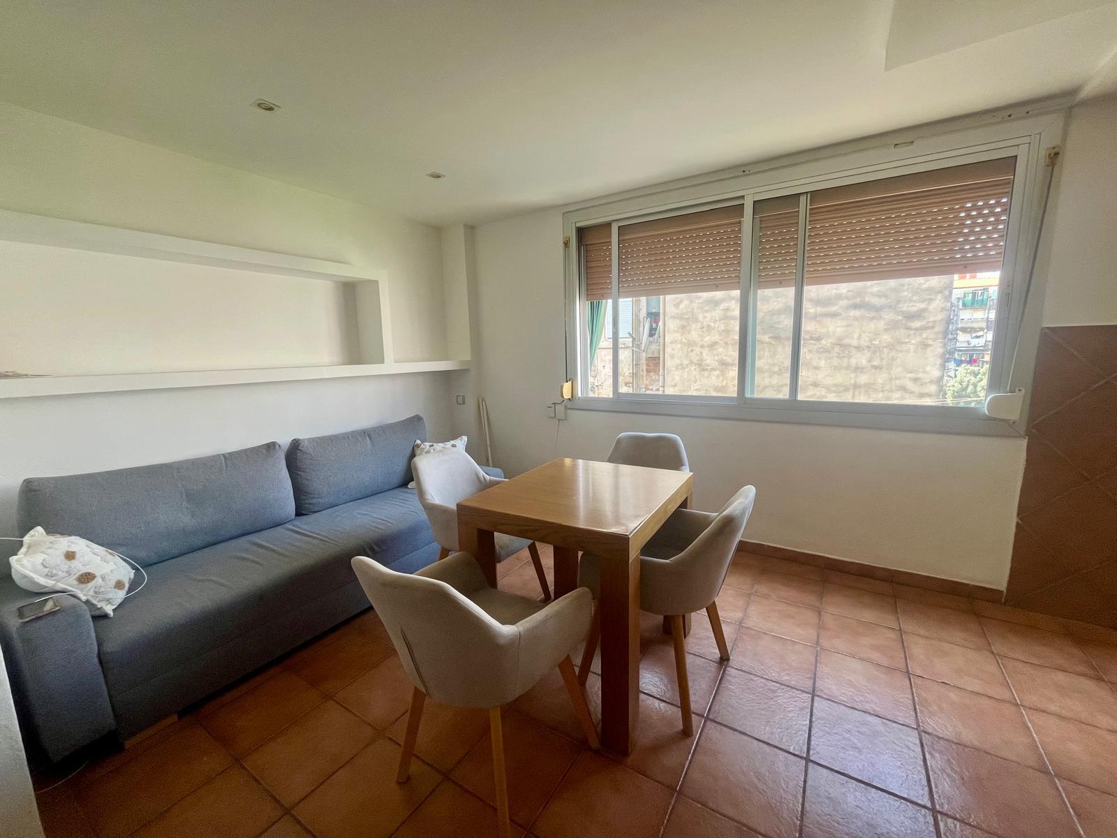 Imagen 13 Apartamento en venta en Badalona / Piso en el barrio de la salud de 58m2 para inversores