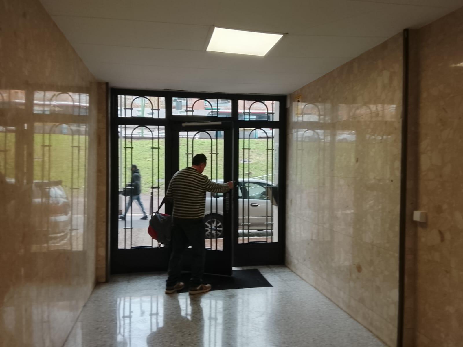 Imagen 25 Piso en venta en Barcelona / Avenida corts catalanes