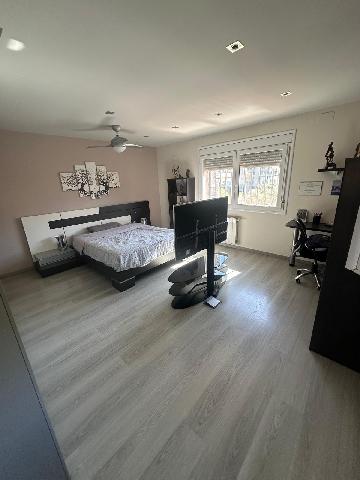 Imagen 35 Inmueble 302743 - Casa en venta en Barcelona / Carrer  Llerona 2 B Torre Baro Barcelona