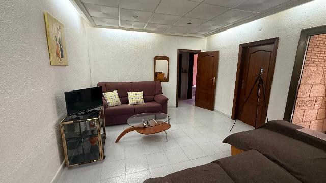 Imagen 1 Inmueble 297699 - Planta Baja en venta en Tarragona / Cerca del centro cívico y zonas escolares.