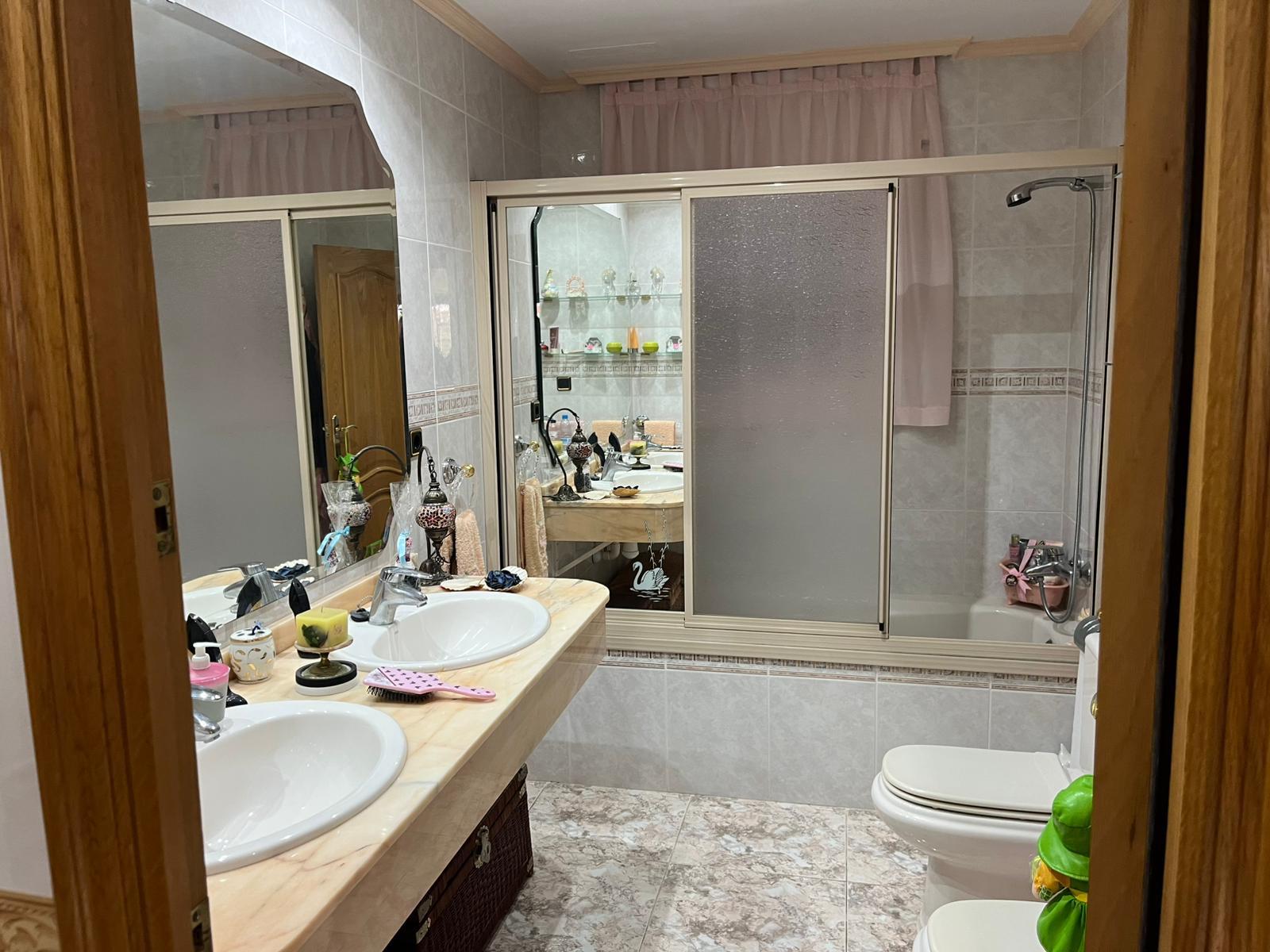 Imagen 21 Casa Aislada en venta en Catllar El / Zona tranquila junto a áreas verdes