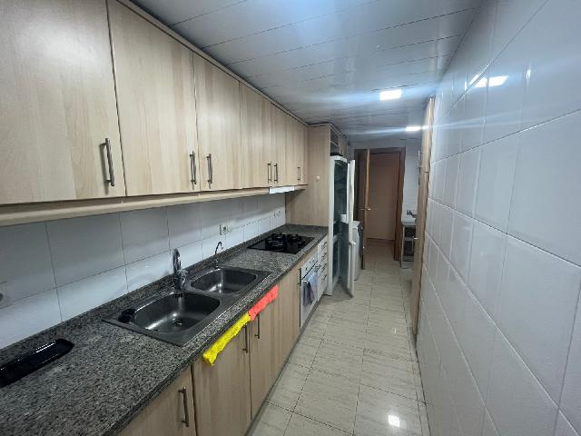 Imagen 3 Inmueble 300070 - Piso en venta en Tarragona / A pocos metros de la Universidad Rovira i Virgili
