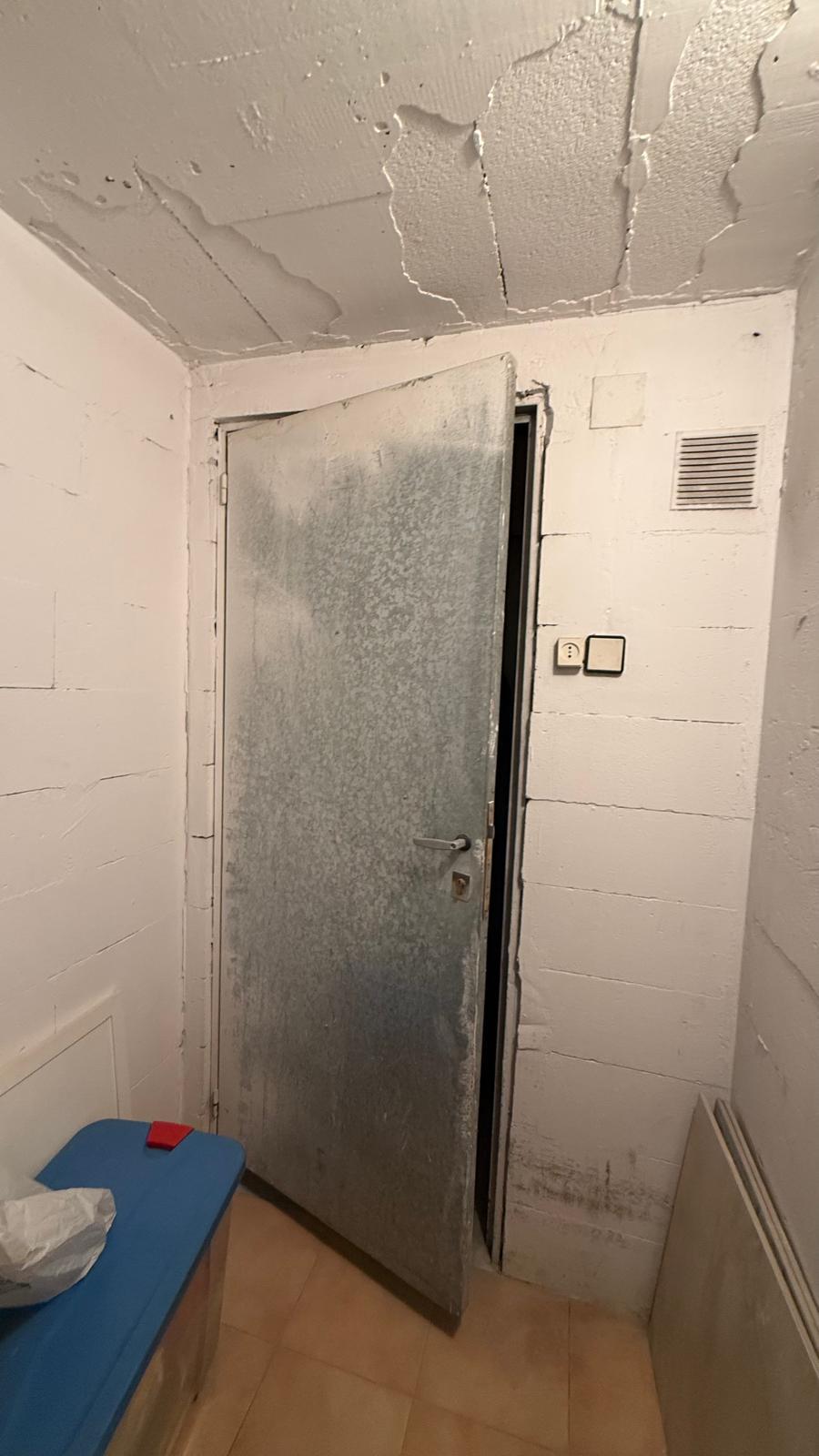 Imagen 2 Parking Moto en venta en Tarragona / Cerca de zonas verdes y servicios del barrio