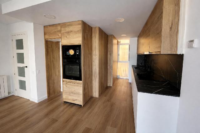 Imagen 2 Inmueble 300571 - Ático en venta en Reus / Cerca del mercado central de reus