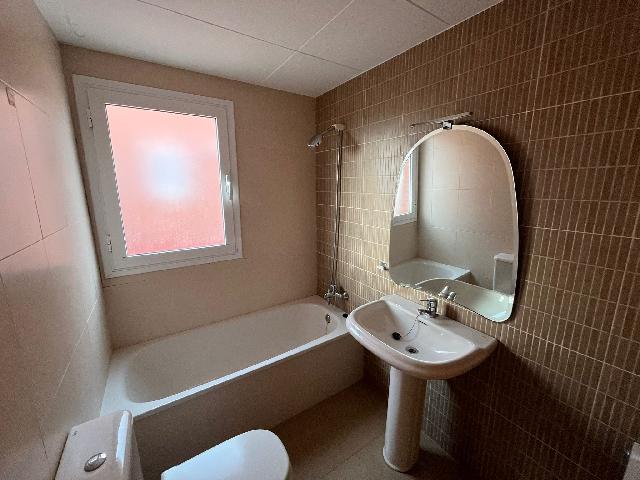 Imagen 16 Inmueble 303201 - Casa en venta en Reus / Cerca del hospital sant joan de reus