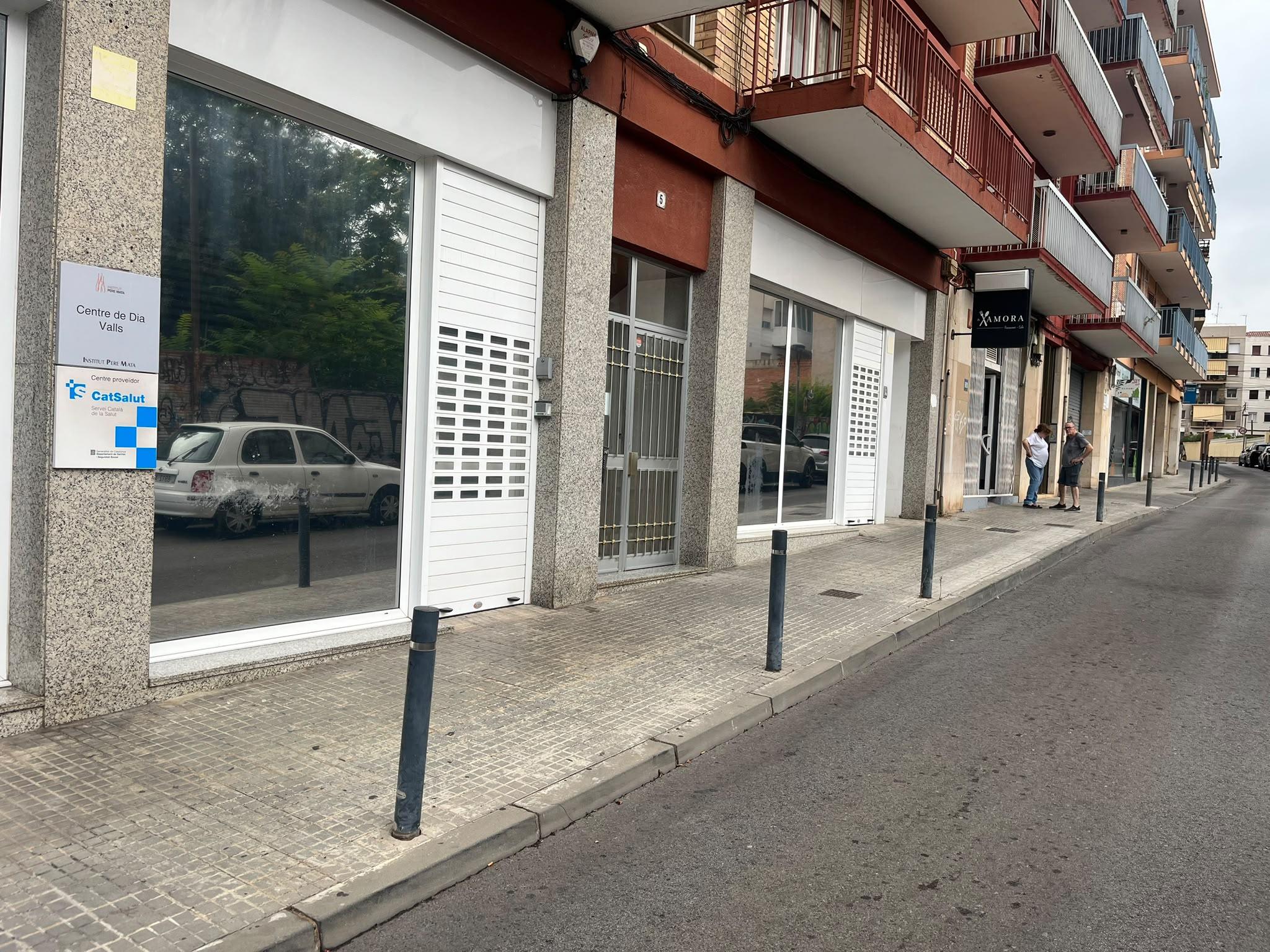 Imagen 3 Local Comercial en venta en Valls / Valls cerca del centro medico