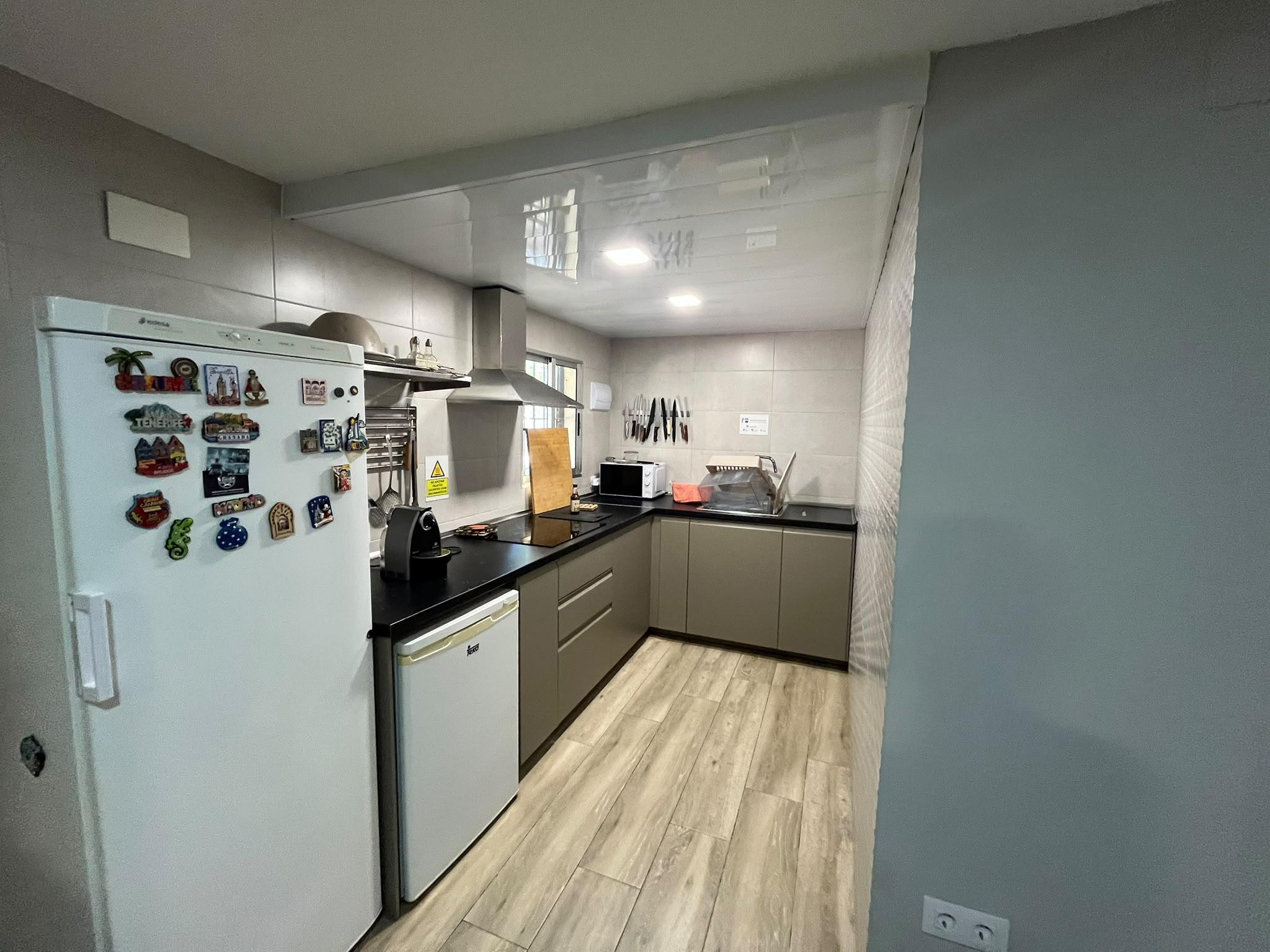 Imagen 1 Casa en venta en Mont-roig Del Camp / Terreno con casa en Mont- Roig del camp Tarragona