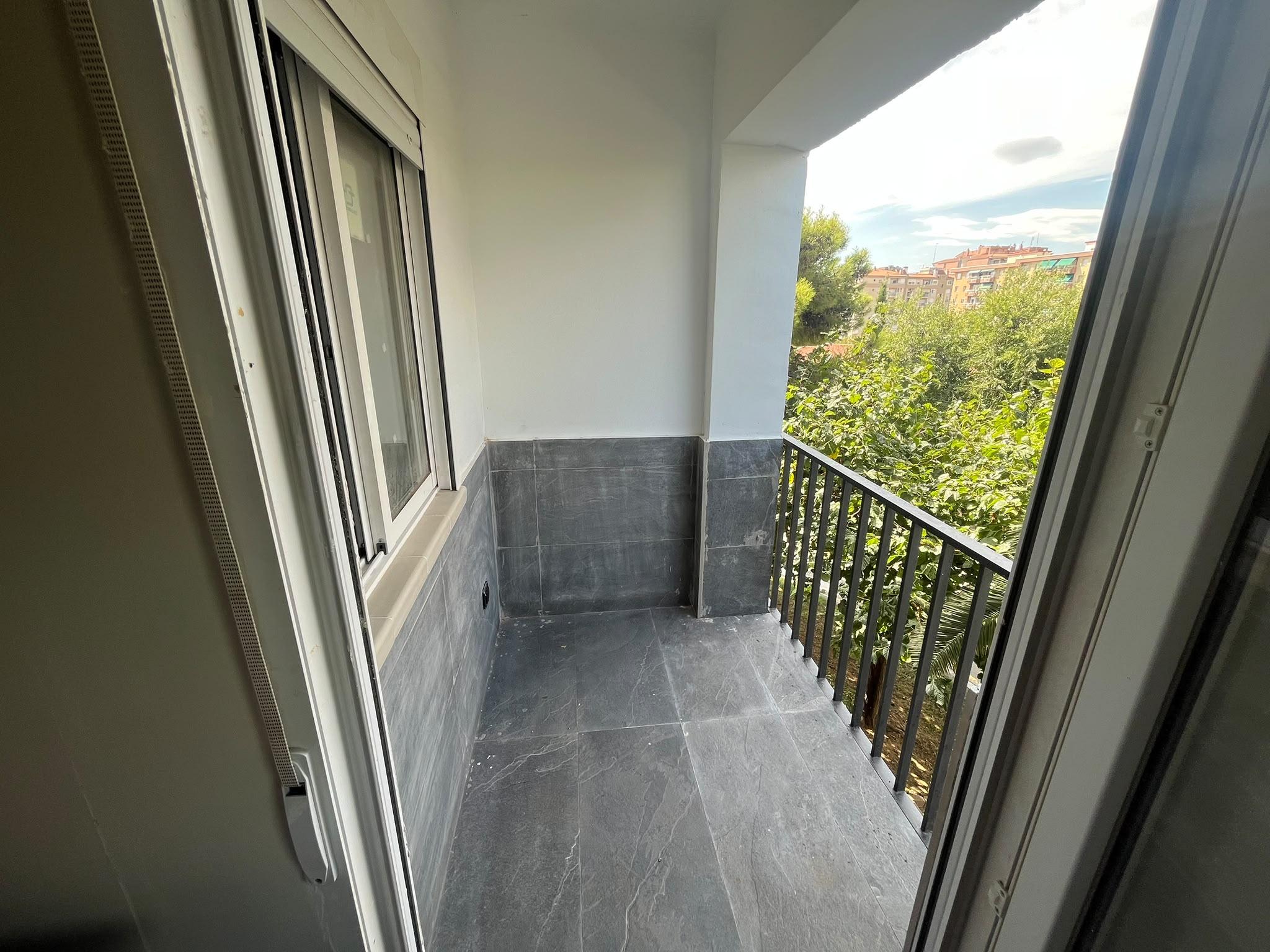 Imagen 8 Piso en venta en Tarragona / Piso recién reformado con 3 habitaciones, cerca colegio 
