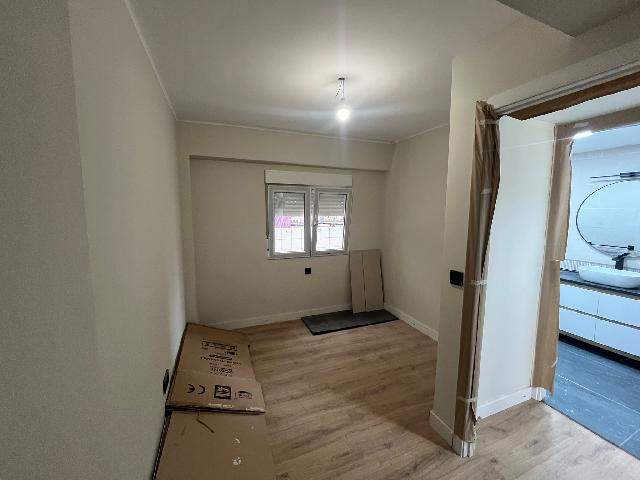 Imagen 10 Inmueble 305929 - Piso en venta en Tarragona / Piso recién reformado con 3 habitaciones, cerca colegio 