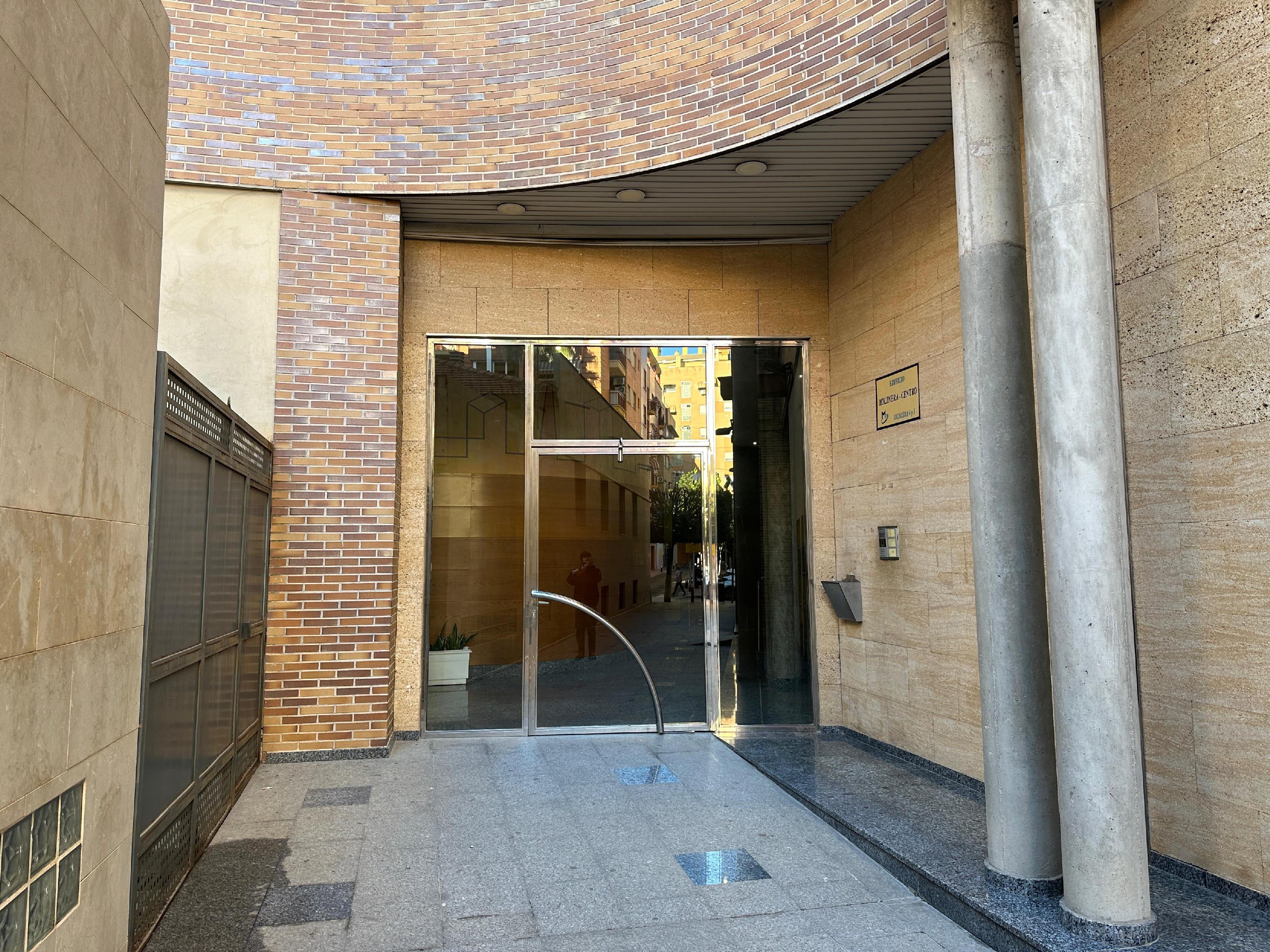 Imagen 2 Apartamento en venta en Molina De Segura / Junto a la Plaza de la Molinera