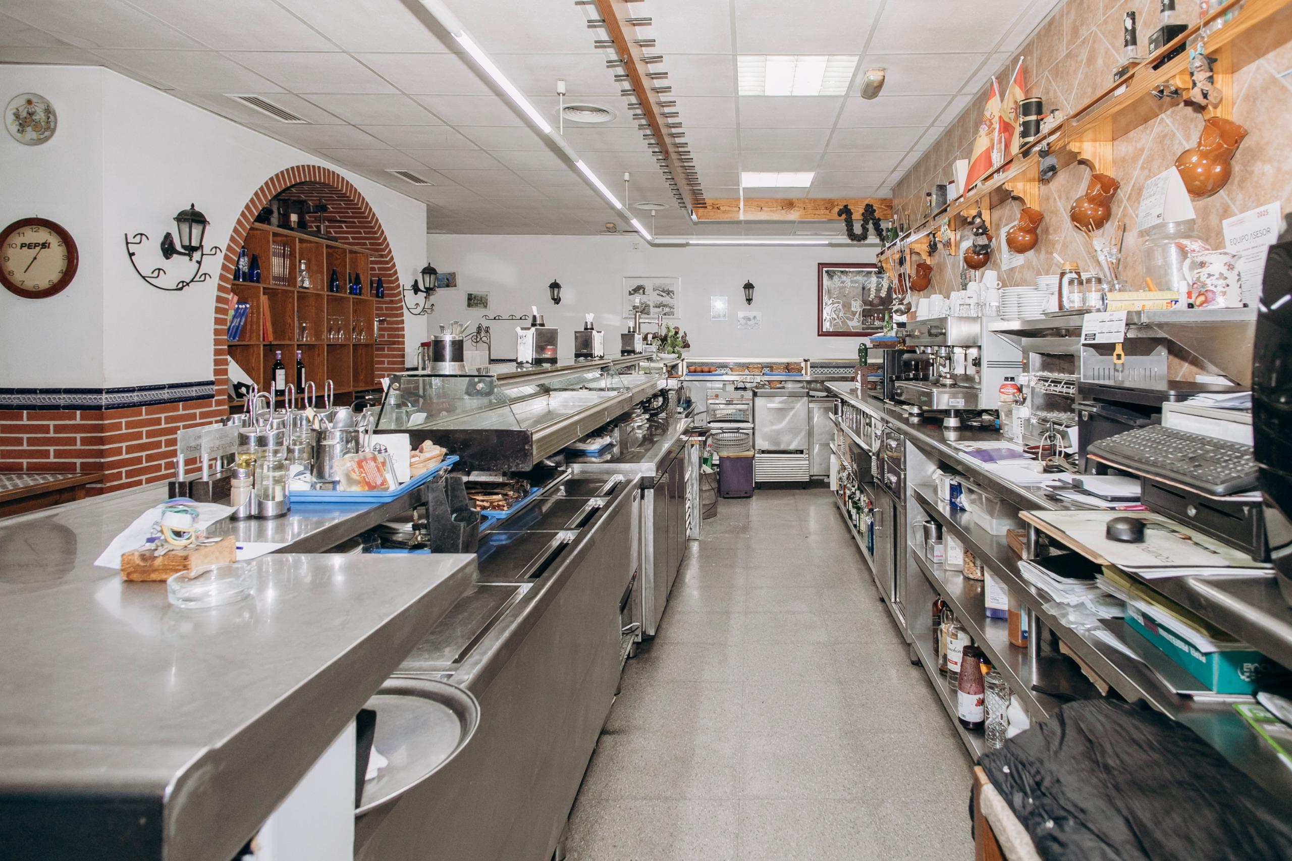 Imagen 16 Local Comercial en venta en Murcia / Local en avenida Juan de Borbón