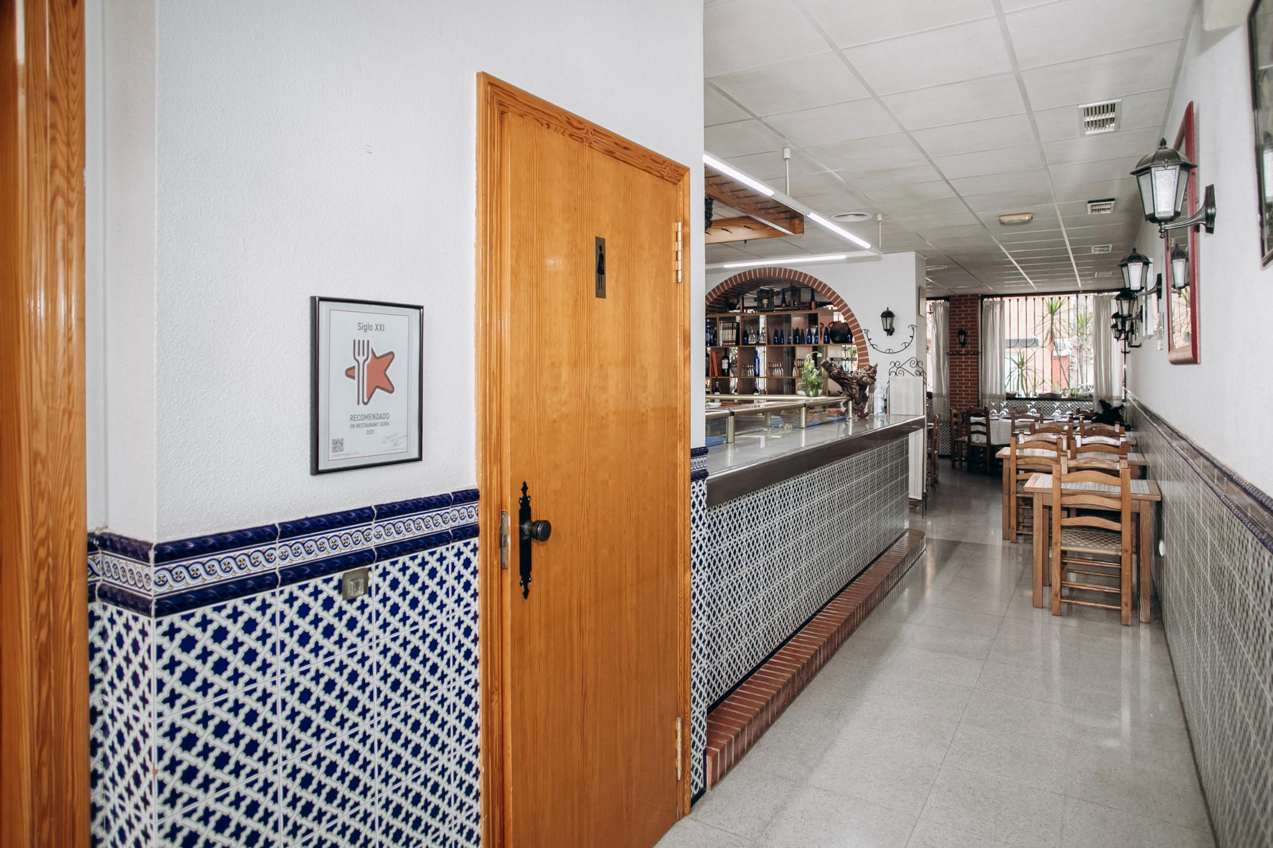 Imagen 15 Local Comercial en venta en Murcia / Local en avenida Juan de Borbón