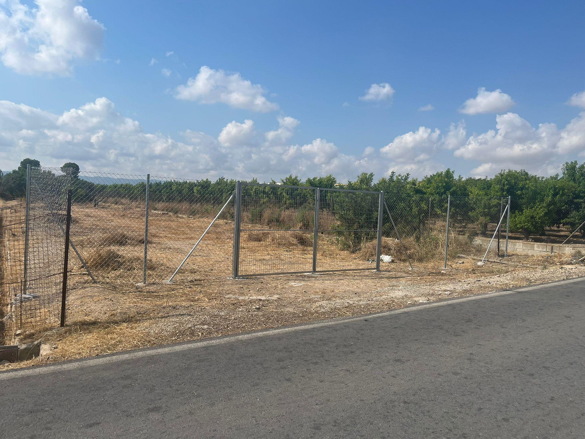 Imagen 3 Solar Urbano en venta en Torres De Cotillas Las / Bien comunicado, a 5 minutos de la autovía