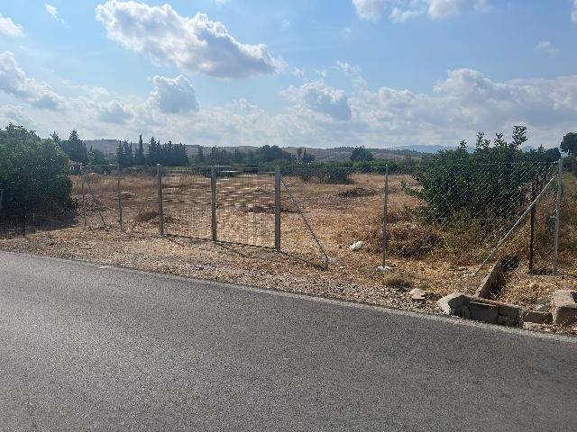 Imagen 2 Inmueble 300231 - Solar Urbano en venta en Torres De Cotillas (Las) / Bien comunicado, a 5 minutos de la autovía
