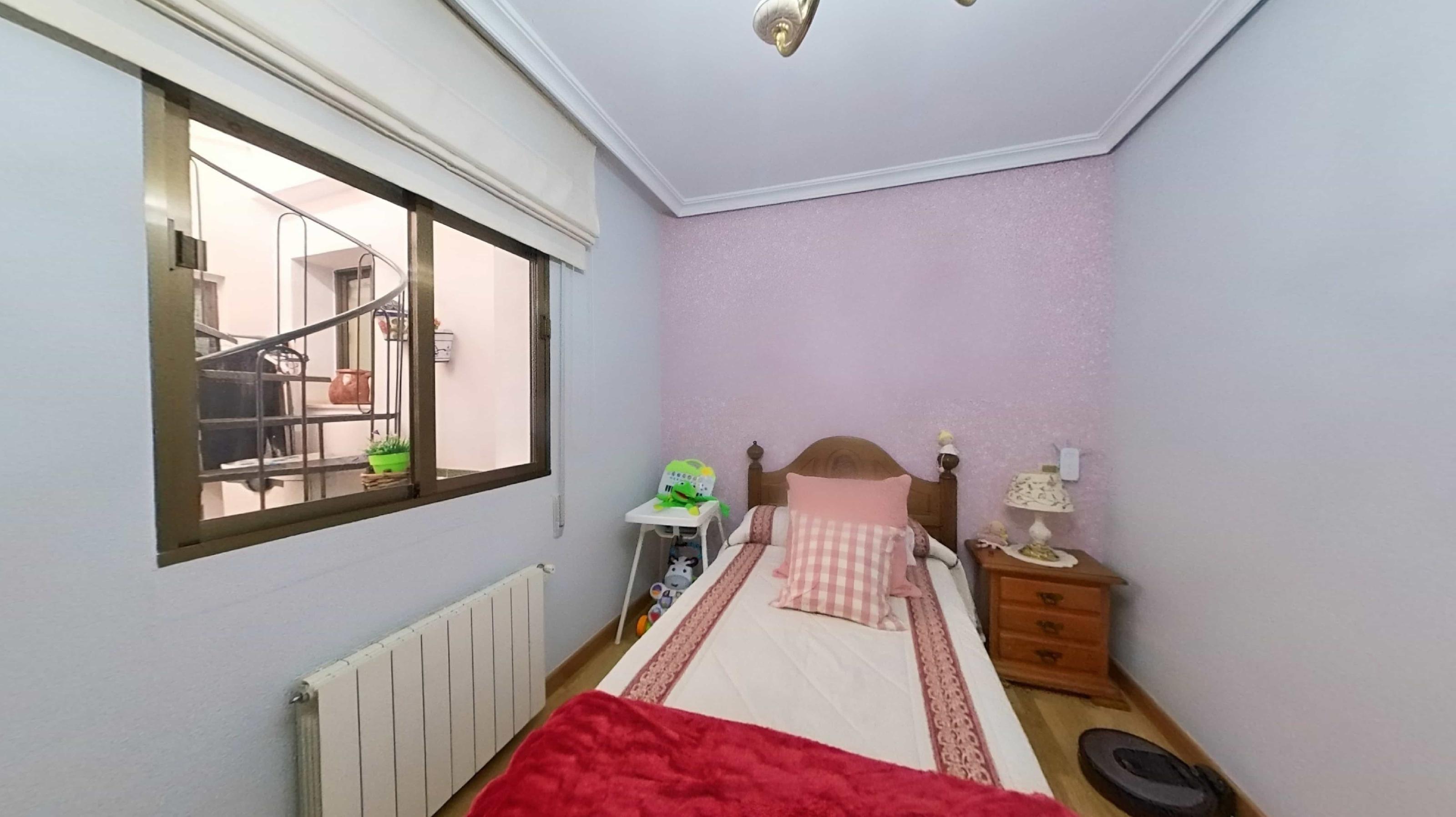 Imagen 2 Casa Adosada en venta en Torres De Cotillas Las / A 15 minutos de Murcia y en el centro ...