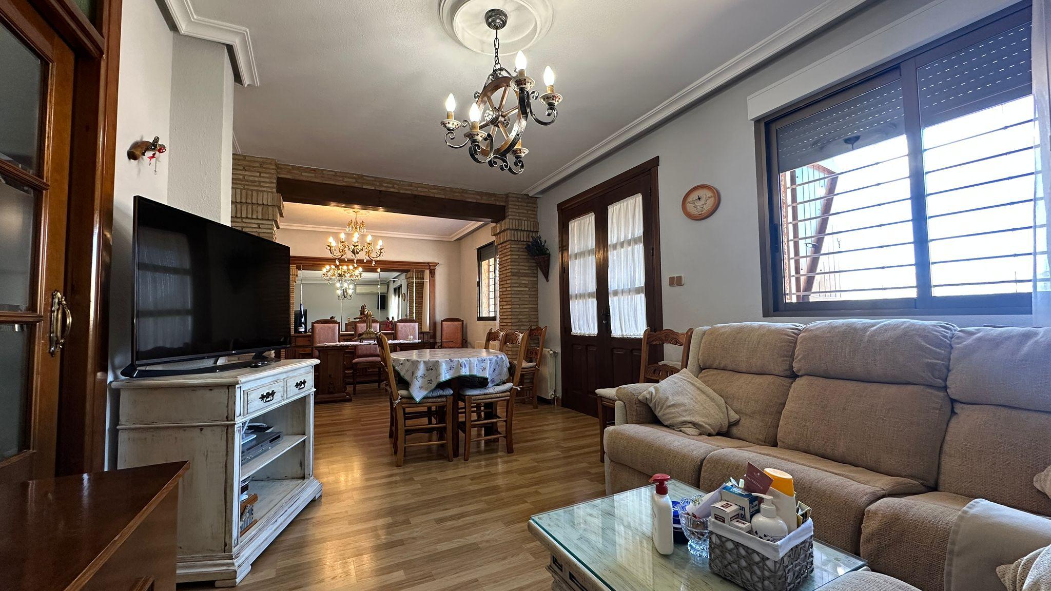 Imagen 13 Casa Adosada en venta en Torres De Cotillas Las / A 15 minutos de Murcia y en el centro ...