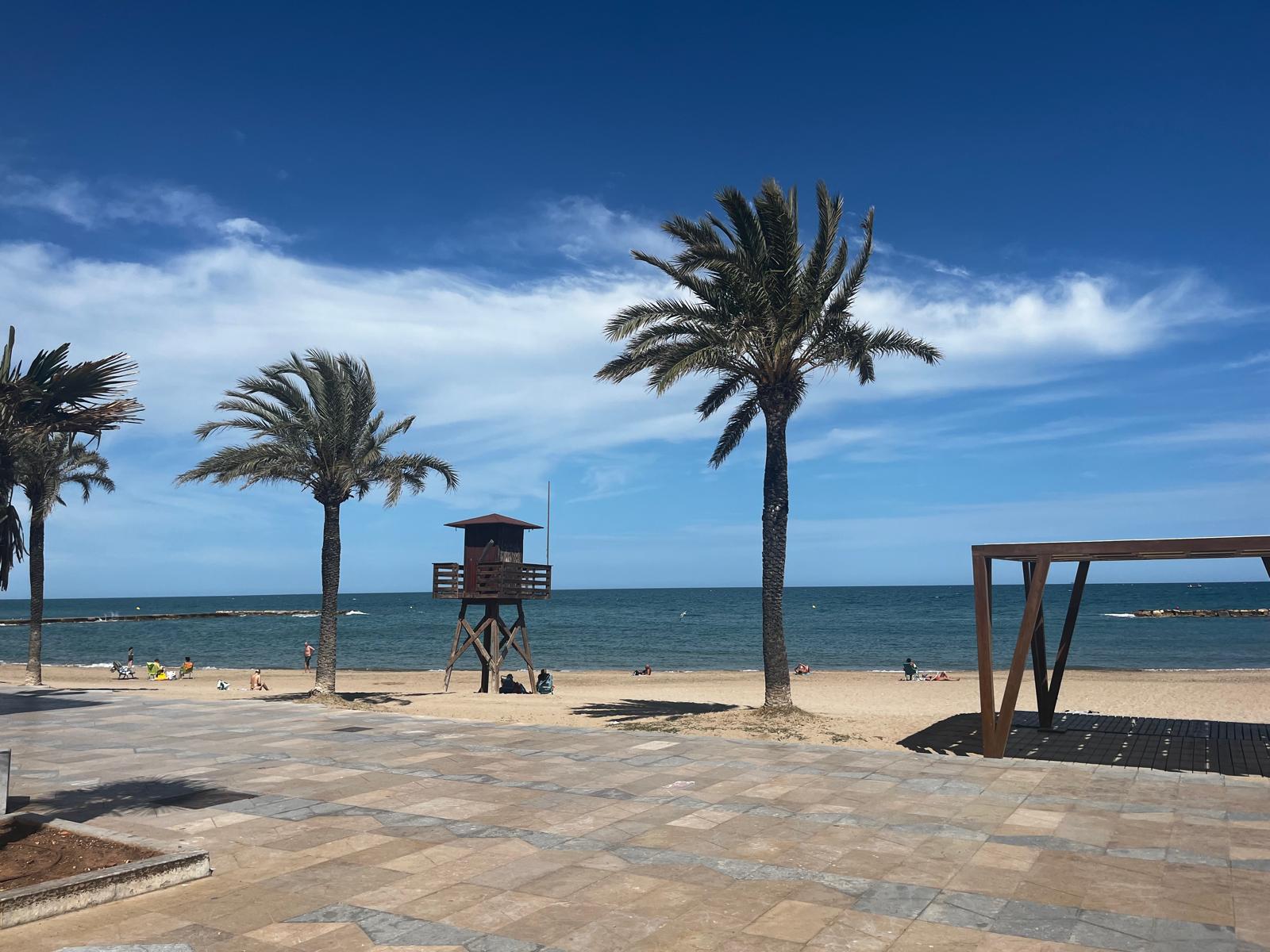 Imagen 3 Apartamento en venta en Vinaròs / Apartamento bien  ubicado  comercios  parques 