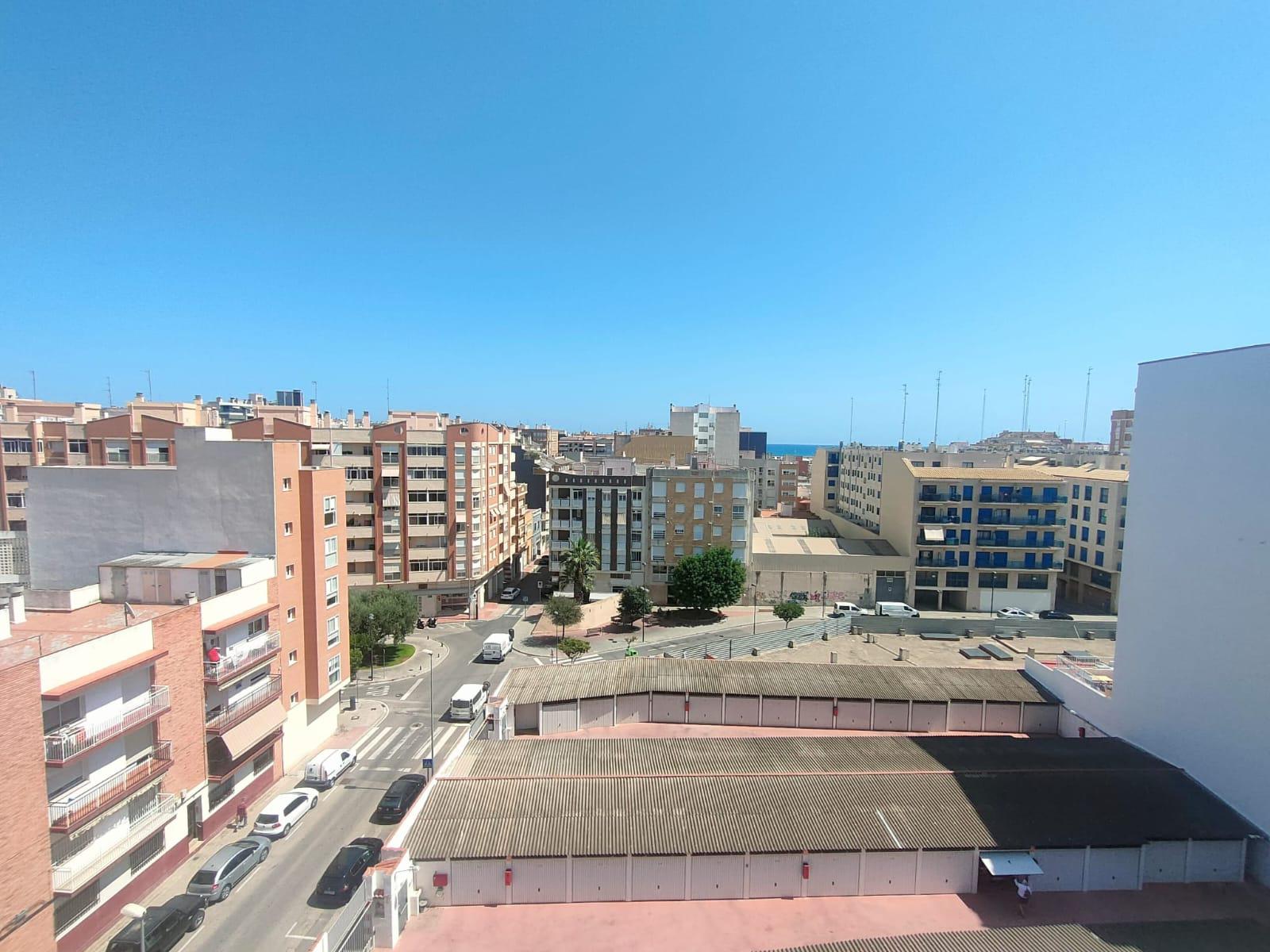 Imagen 8 Apartamento en venta en Vinaròs / Apartamento bien  ubicado  comercios  parques 