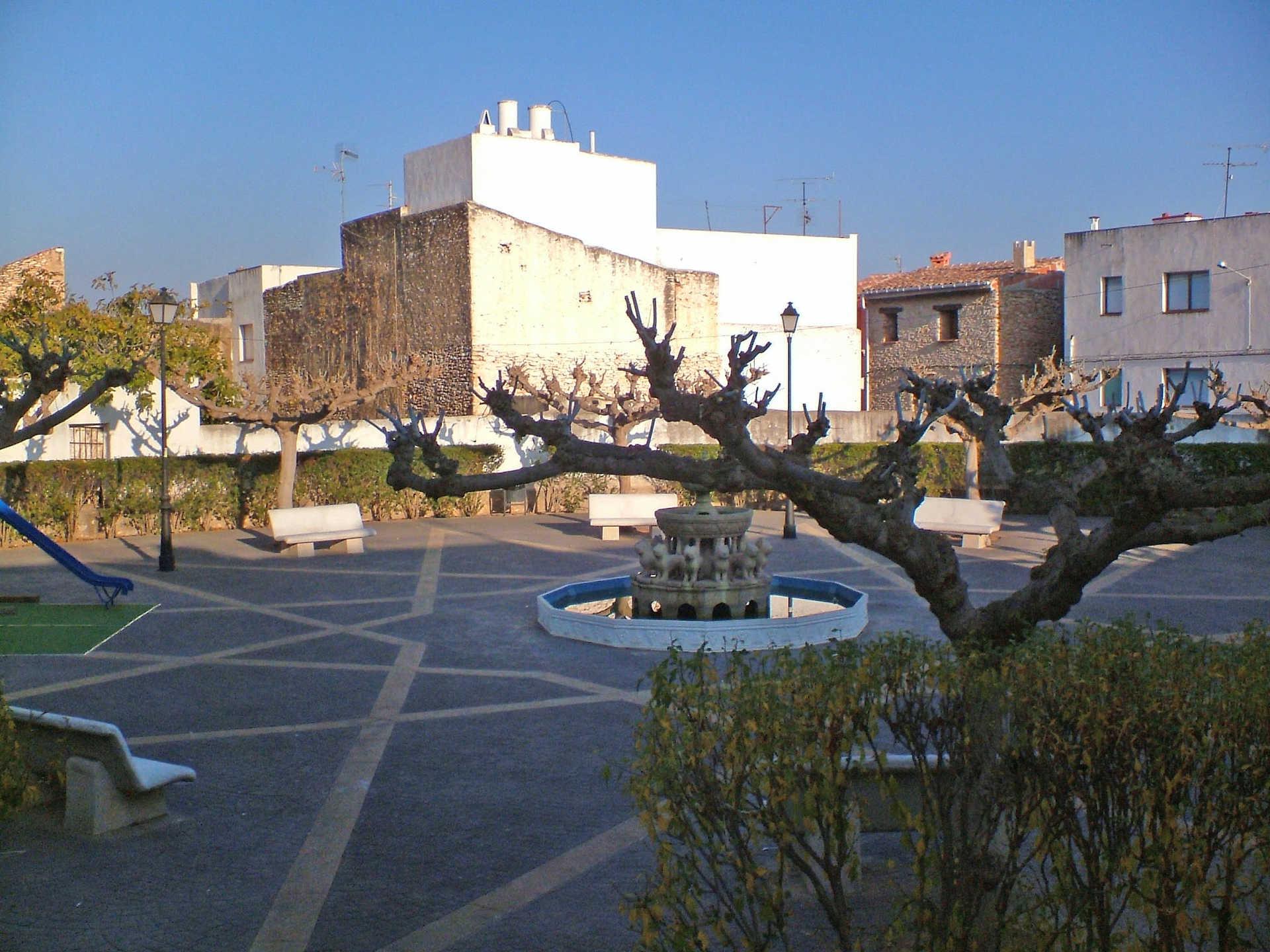 Imagen 12 Piso en venta en Sant Jordi/san Jorge / Céntrico, cercano a todos los servicios.