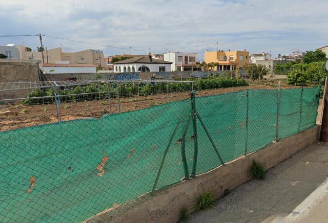 Imagen 1 Inmueble 299595 - Solar Urbano en venta en Vinaròs / Costa Norte, primer puente blanco. 