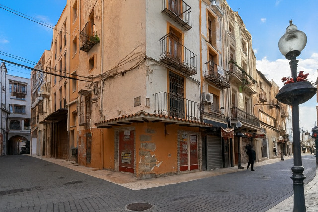 Imagen 9 Inmueble 300450 - Casa en venta en Vinaròs / En centro, a la calle de todas las tiendas de vinaros.