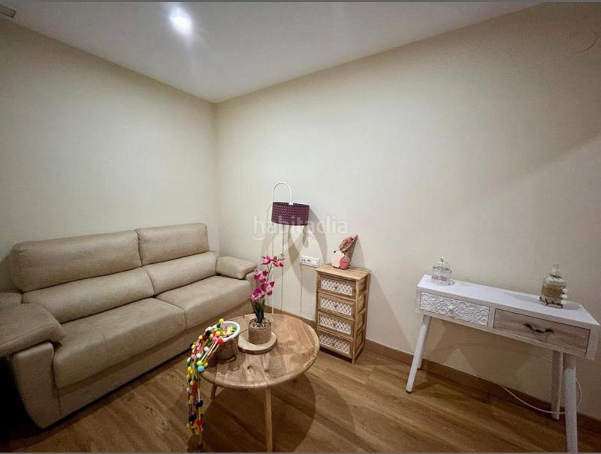 Imagen 3 Apartamento en venta en Barañain / Cerca de varios bares y una oficina de ocaso