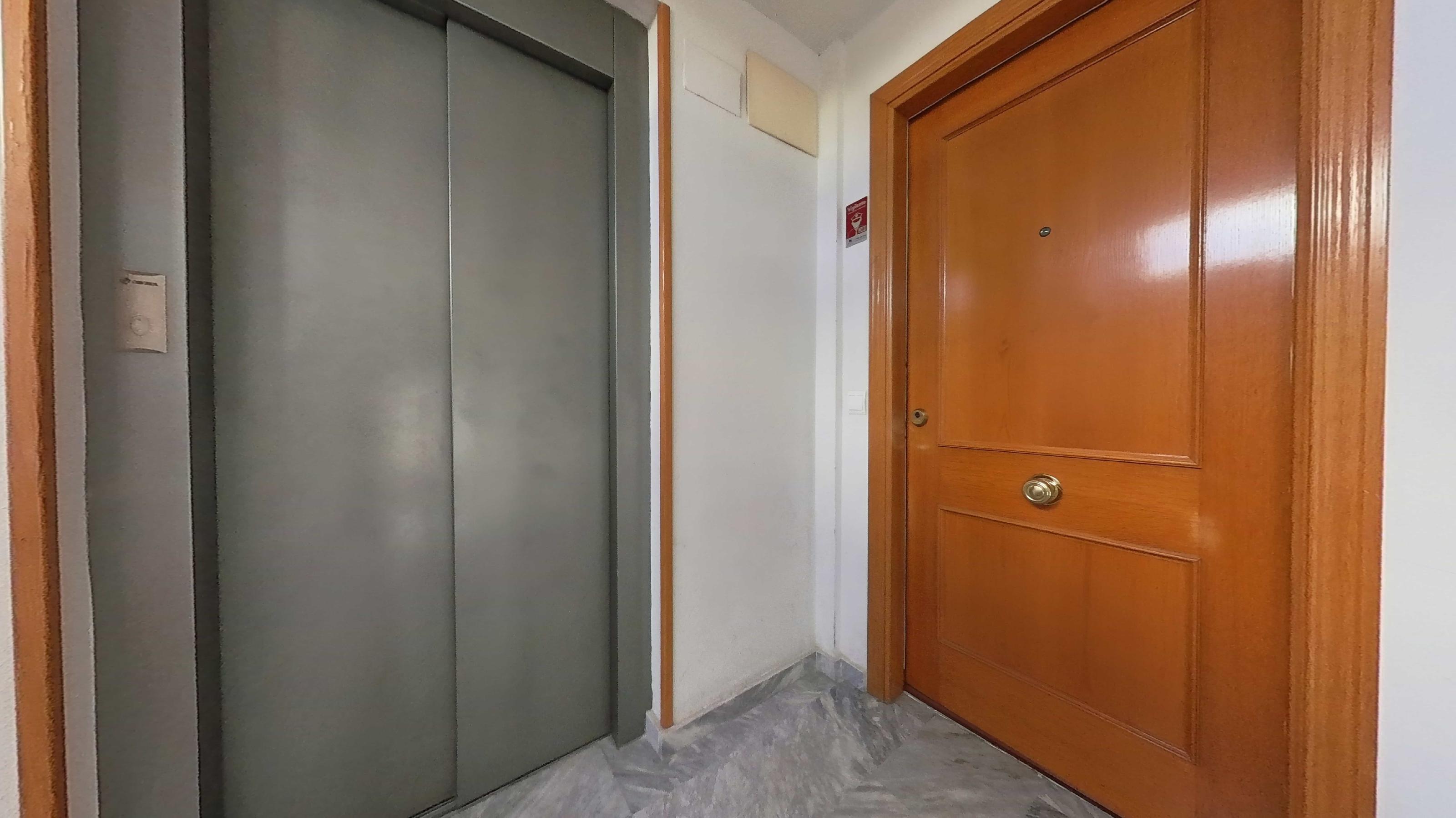 Imagen 7 Ático en venta en Plasencia / Miralvalle-Av. Virgen del Puerto-La Data, Plasencia