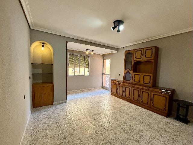 Imagen 1 Inmueble 299316 - Piso en venta en Plasencia / Zona Los Pinos-El Pilar, Plasencia (Cáceres)
