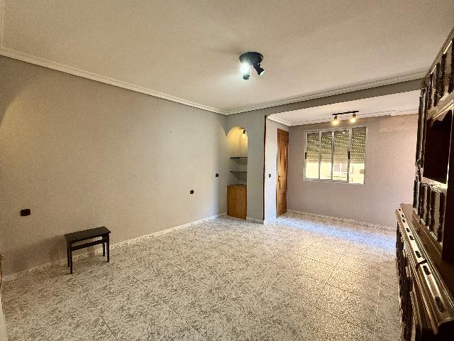 Imagen 6 Inmueble 299316 - Piso en venta en Plasencia / Zona Los Pinos-El Pilar, Plasencia (Cáceres)