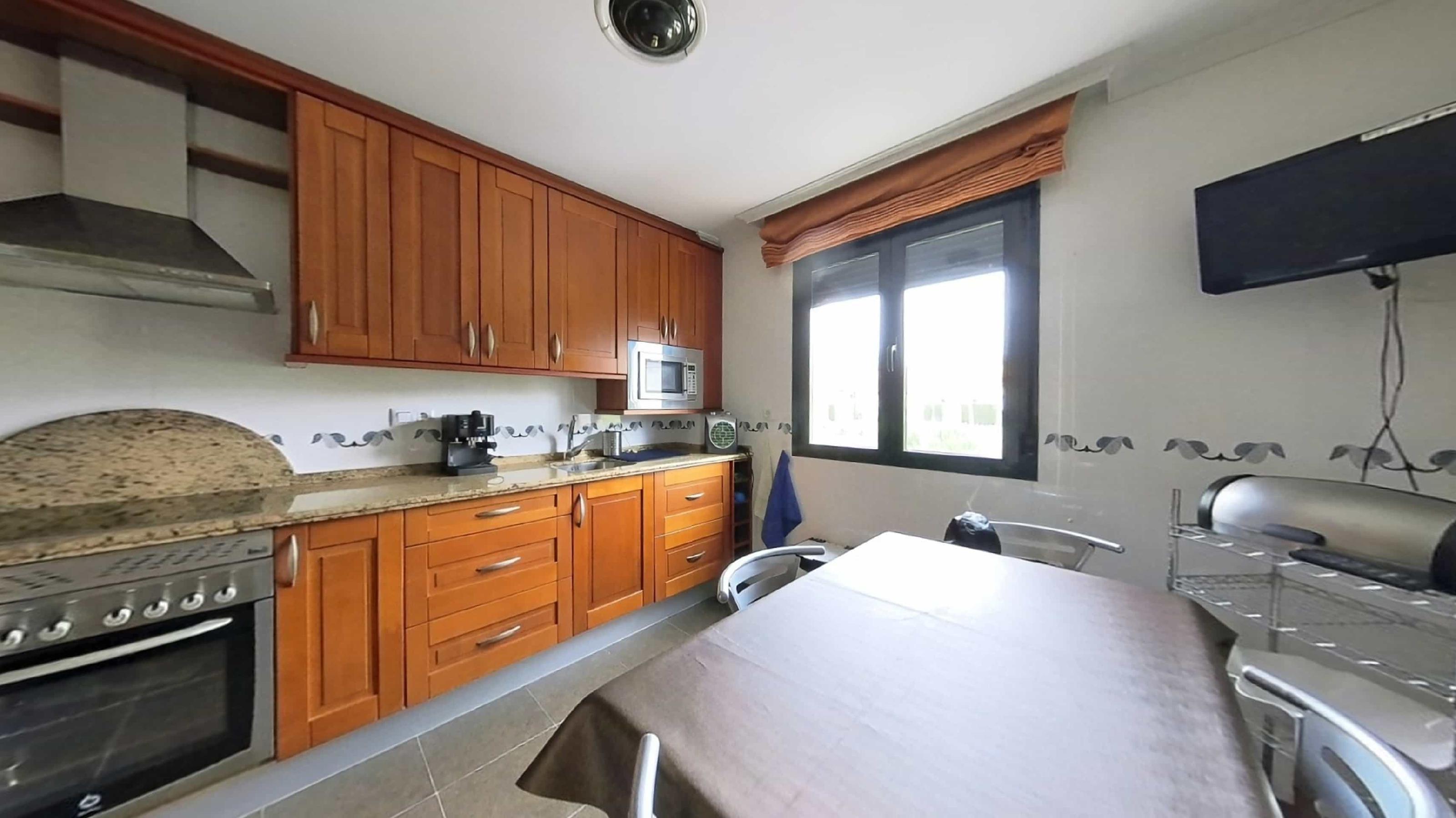 Imagen 32 Dúplex en venta en Plasencia / Junto al parque José Zorrilla