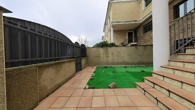 Imagen 52 Inmueble 299481 - Dúplex en venta en Plasencia / Junto al parque José Zorrilla