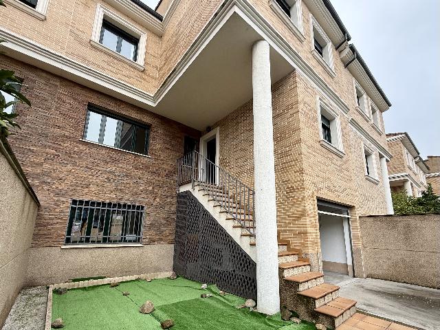 Imagen 1 Inmueble 299481 - Dúplex en venta en Plasencia / Junto al parque José Zorrilla