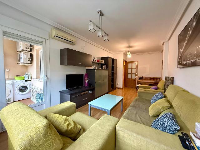 Imagen 1 Inmueble 300052 - Piso en venta en Plasencia / Zona de Policía Nacional. A pocos minutos de institutos